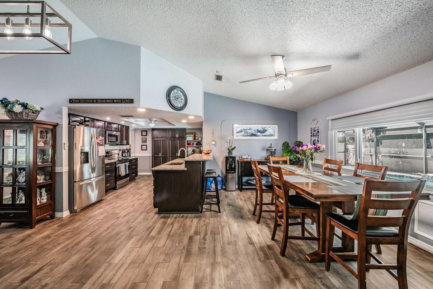 WOODRIDGE ESTATES A SUB - Residential