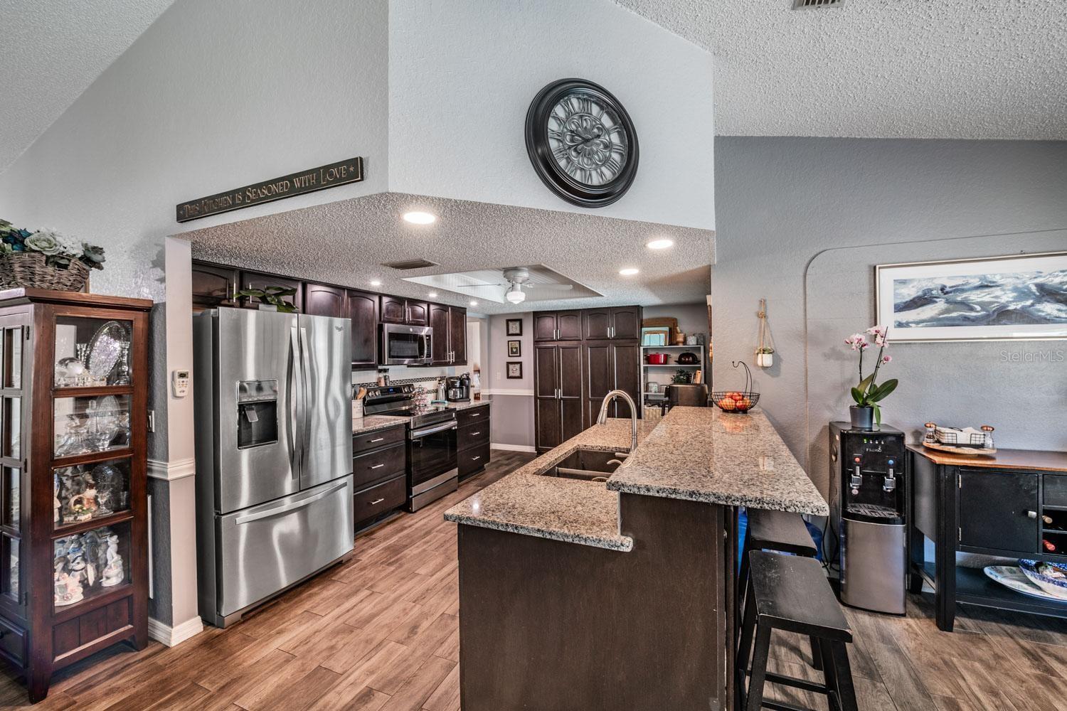 WOODRIDGE ESTATES A SUB - Residential