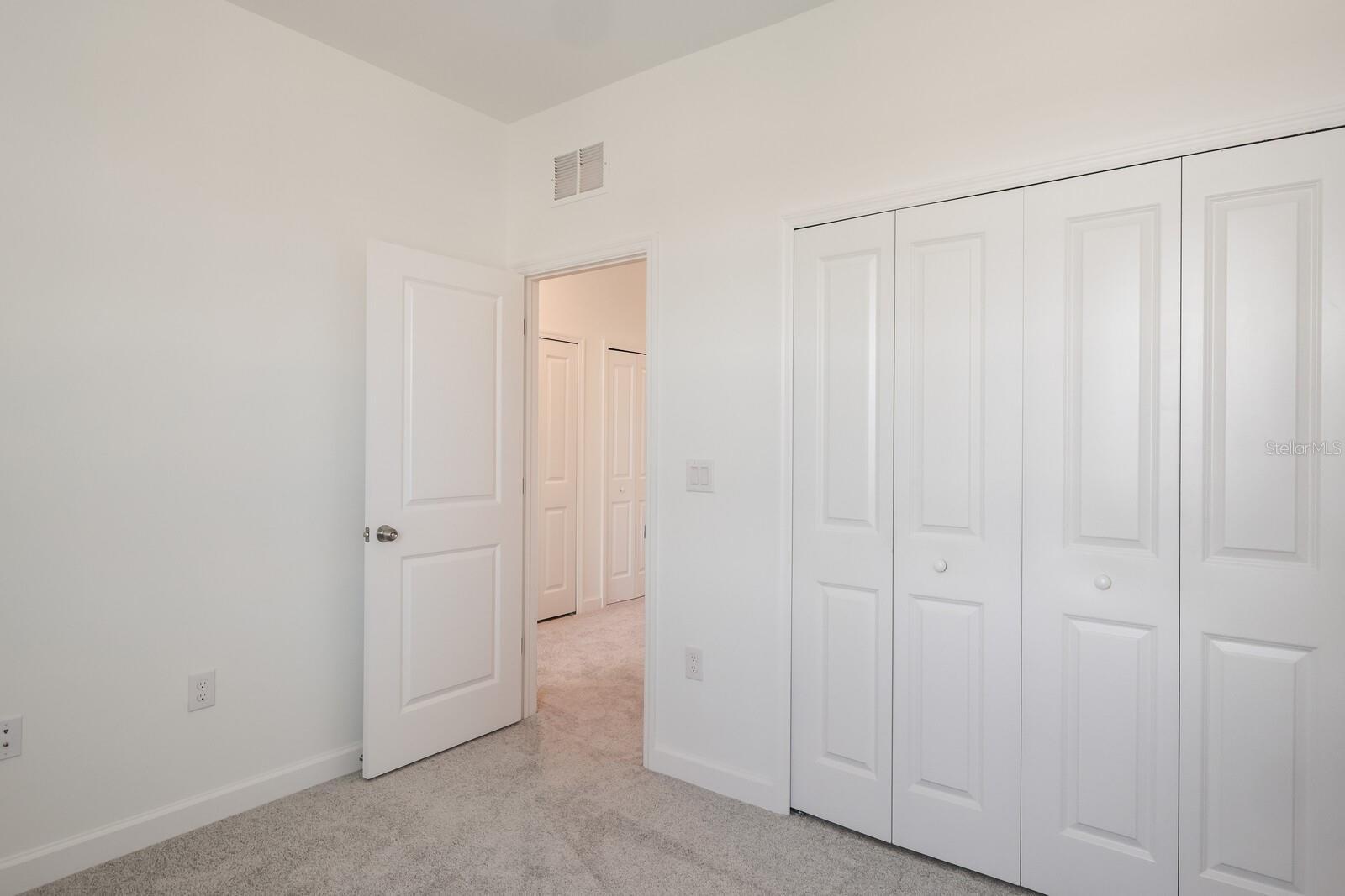 LORRAINE LAKES PH IIA - Residential Lease