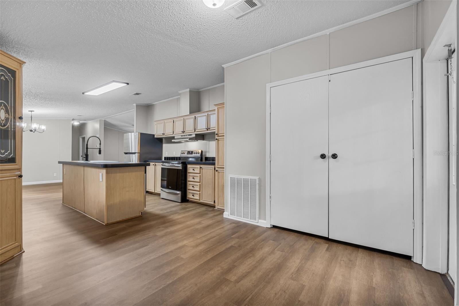 DENTON OAKS SUB - Residential