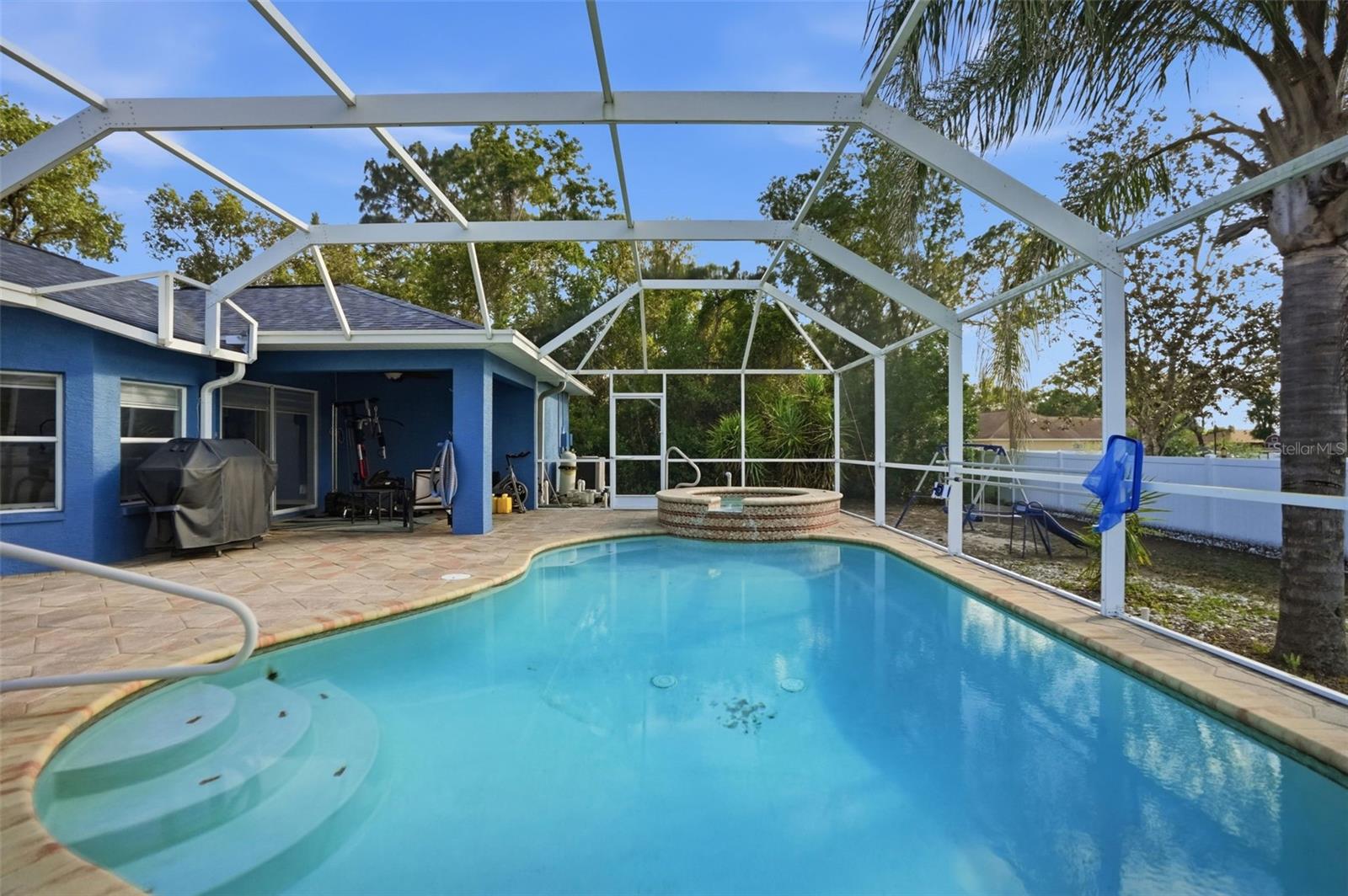 SPRING HILL - Residential