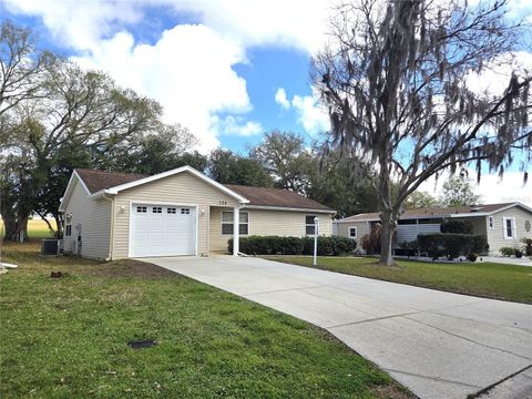Tiny photo for 739 Heathrow Avenue, Lady Lake, FL 32159 (MLS # G5109122)
