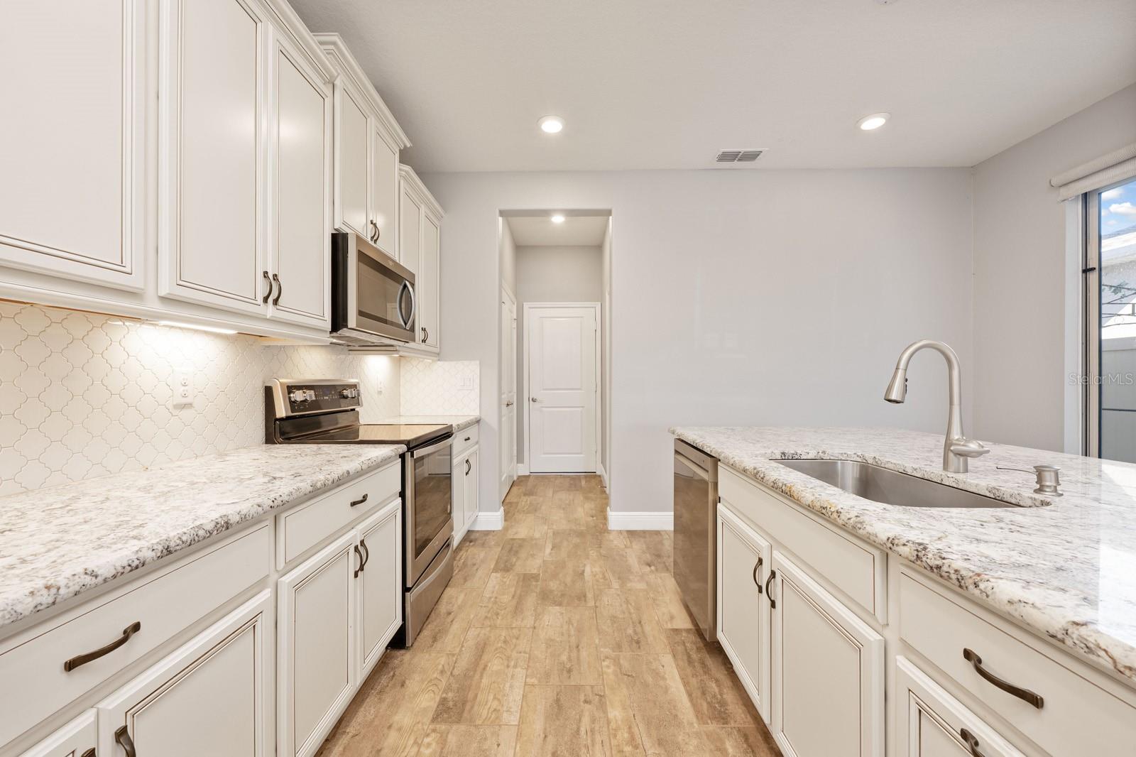 VINEYARDS/HORIZONS WEST PH 2B - Residential