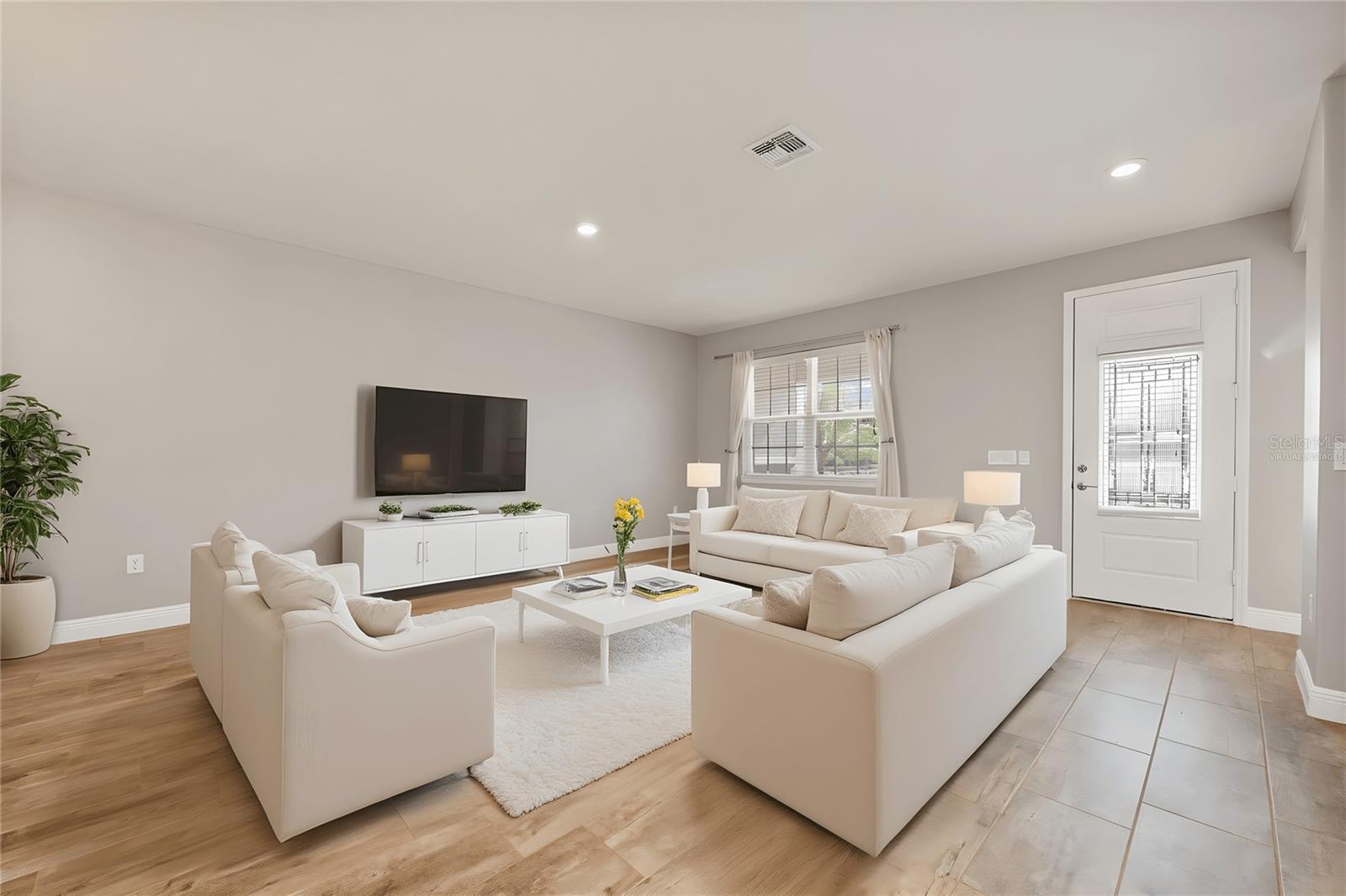 13752 BRESSLER ALLEY