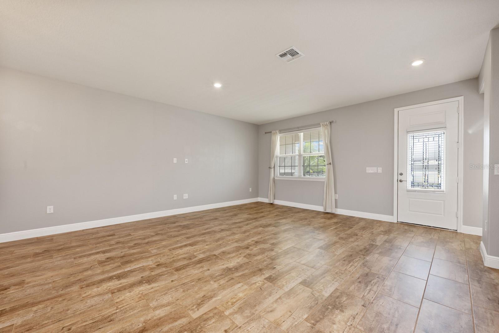 VINEYARDS/HORIZONS WEST PH 2B - Residential