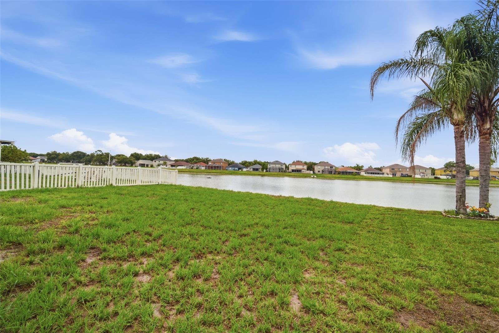 10604 LAKESIDE VISTA DRIVE