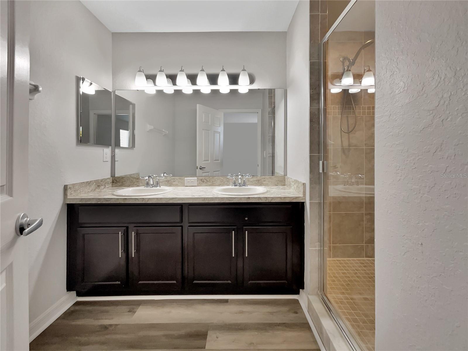 ARTISTRY PH 2E - Residential