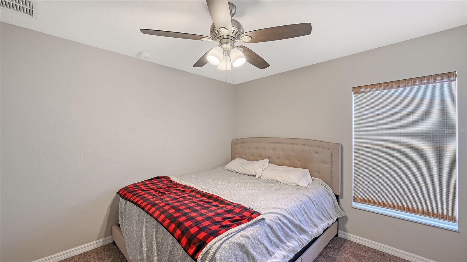 LIGHTHOUSE COVE AT HERITAGE HARBOUR UN 1 - Residential
