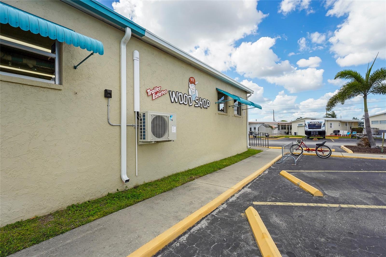 TRAILER ESTATES THIRD ADD - Residential