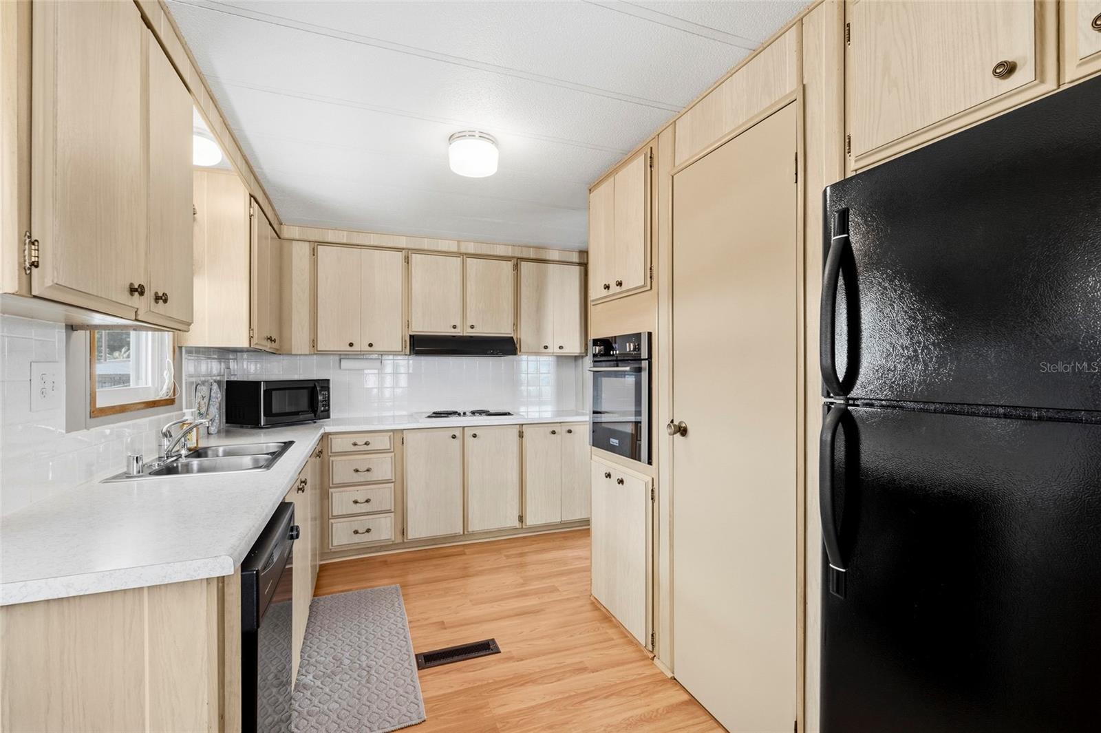 TRAILER ESTATES THIRD ADD - Residential