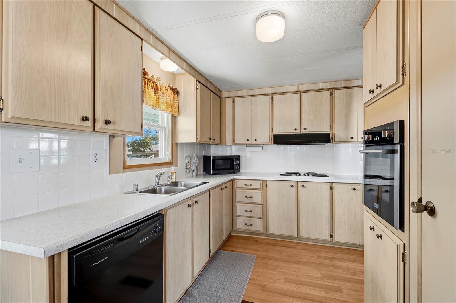 TRAILER ESTATES THIRD ADD - Residential