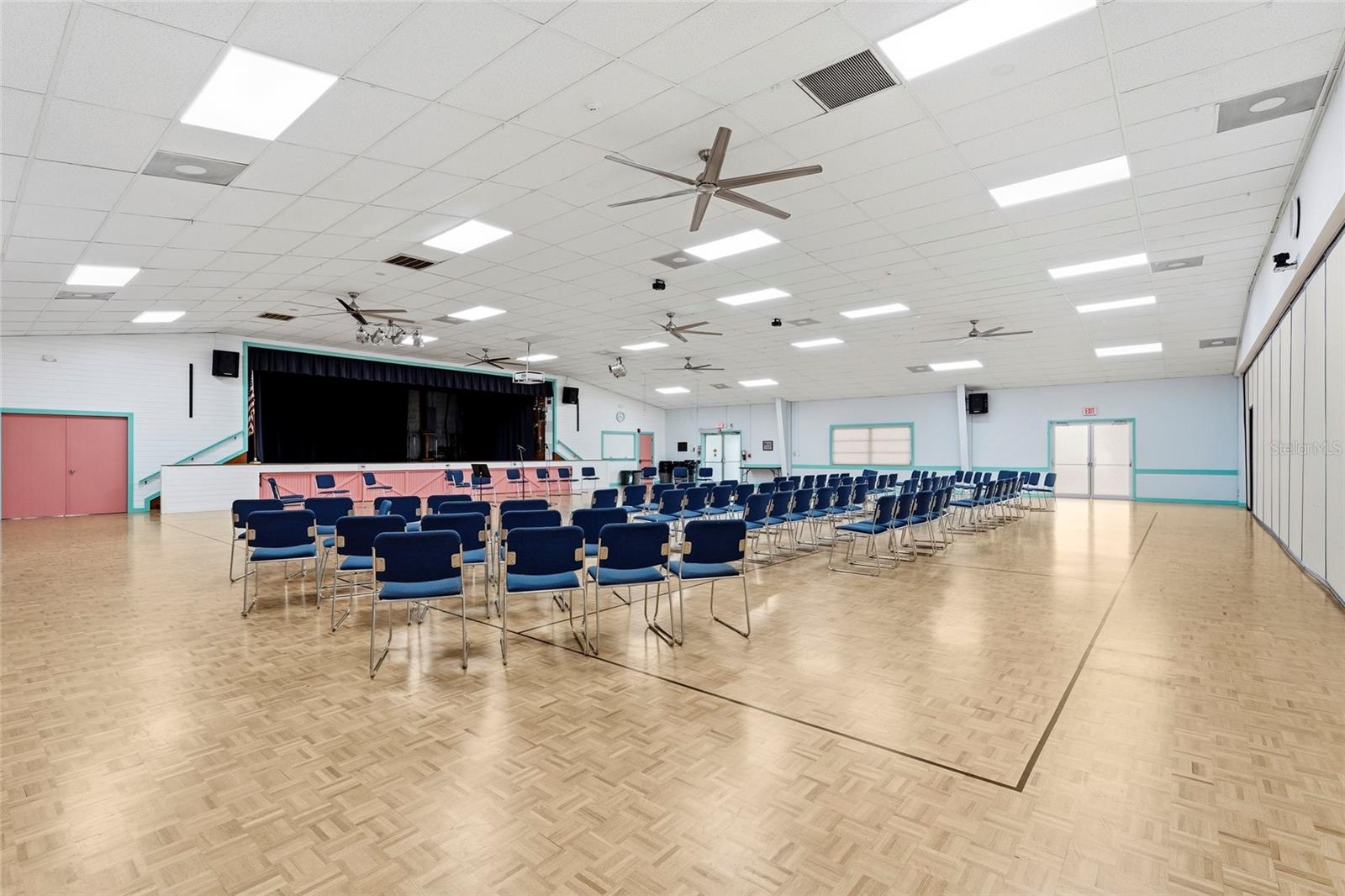 TRAILER ESTATES THIRD ADD - Residential