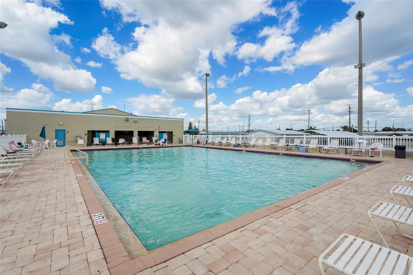 TRAILER ESTATES THIRD ADD - Residential