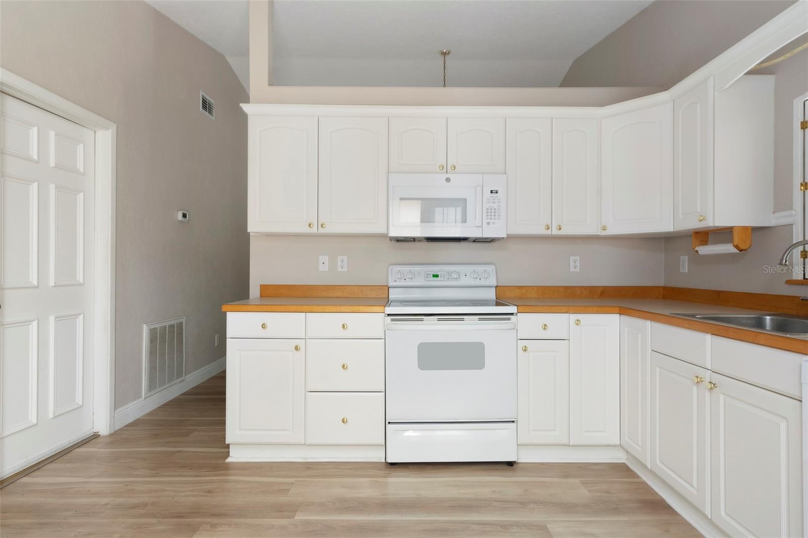 PLACIDO BAYOU - Residential