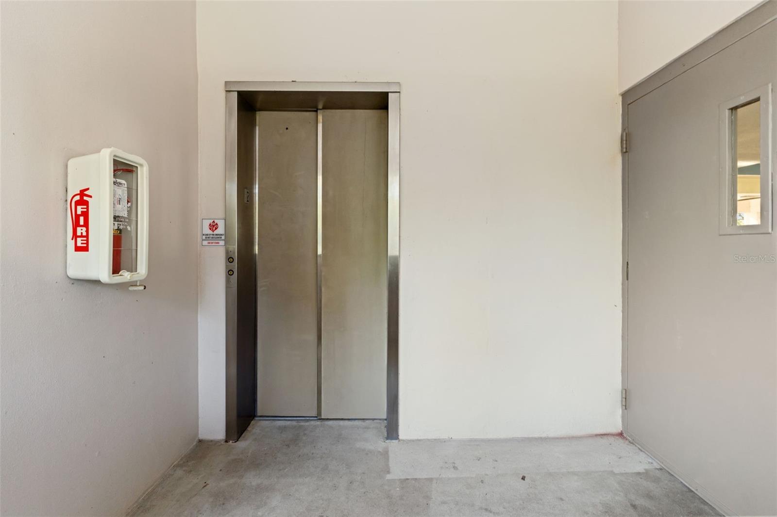 SUNSET SHORES OF TARPON A CONDO - Residential