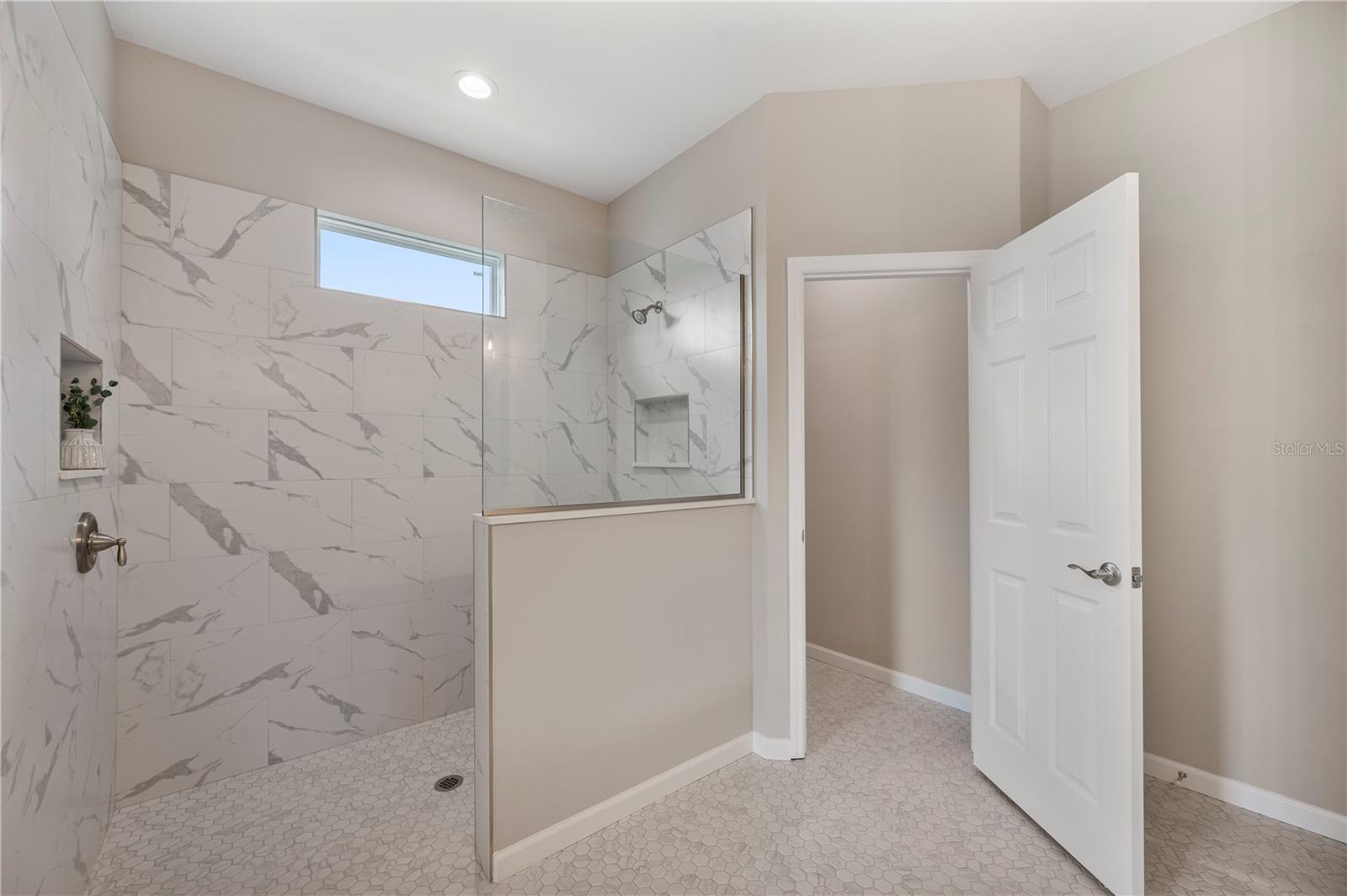 RESERVE AT FAIRWAY OAKS - Residential