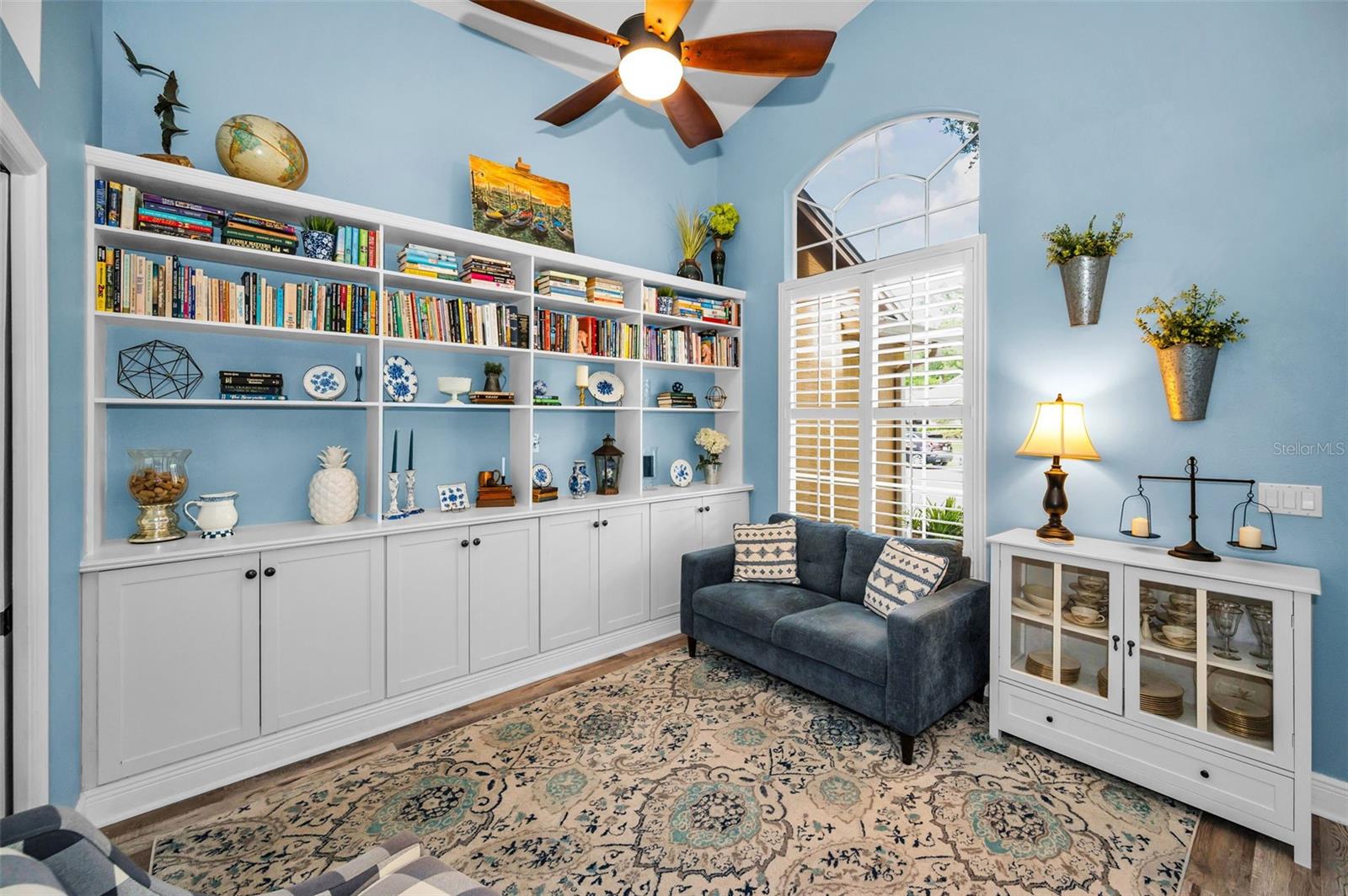 4736 STONEBRIAR DRIVE