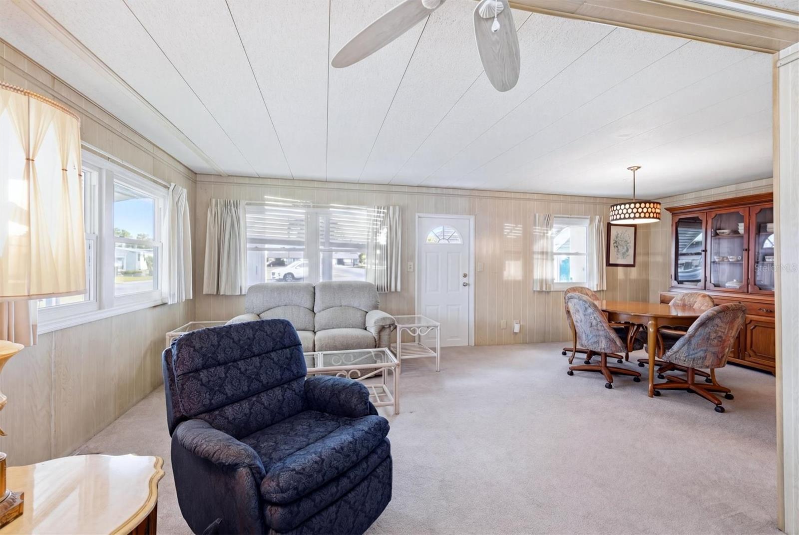 DE SOTO COMMUNITY UNIT ONE - Residential