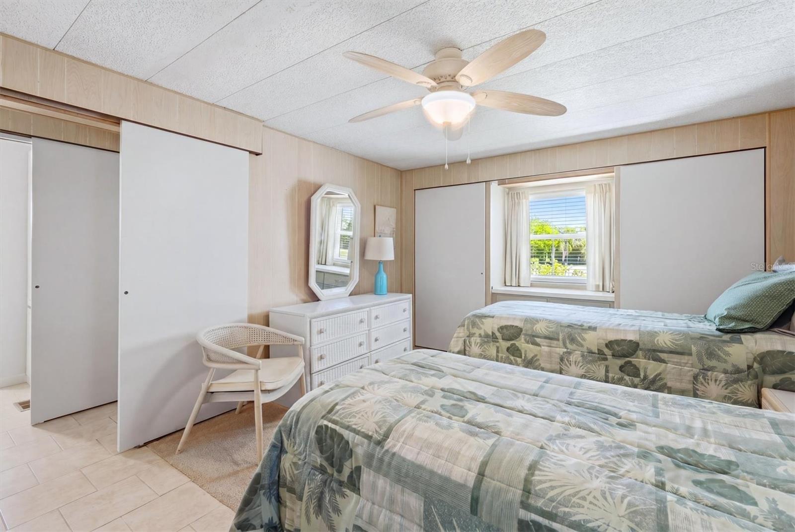 DE SOTO COMMUNITY UNIT ONE - Residential