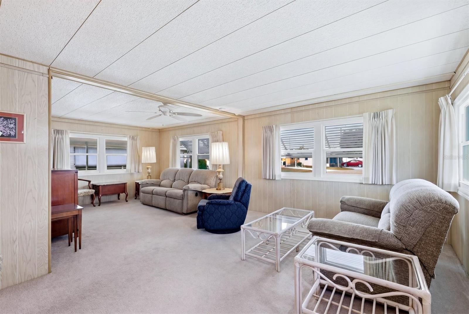DE SOTO COMMUNITY UNIT ONE - Residential