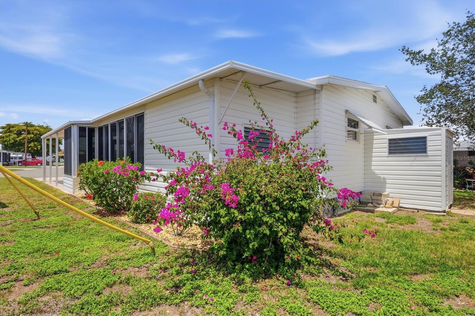 DE SOTO COMMUNITY UNIT ONE - Residential