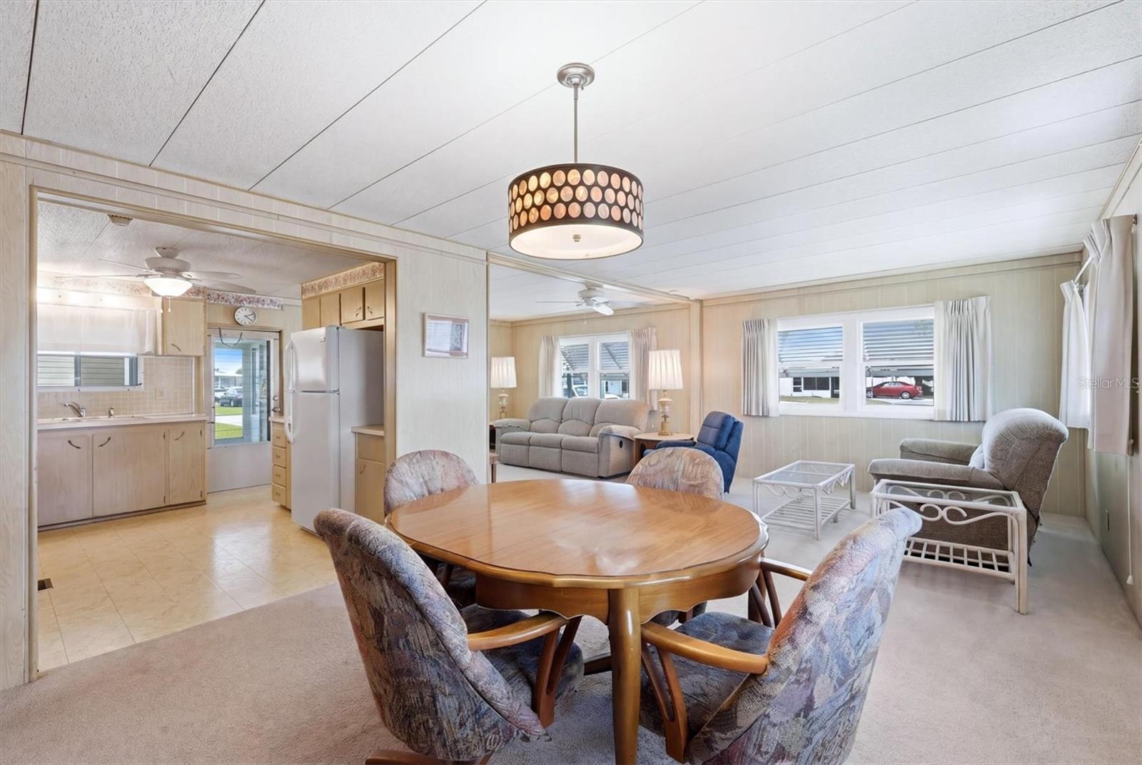 DE SOTO COMMUNITY UNIT ONE - Residential