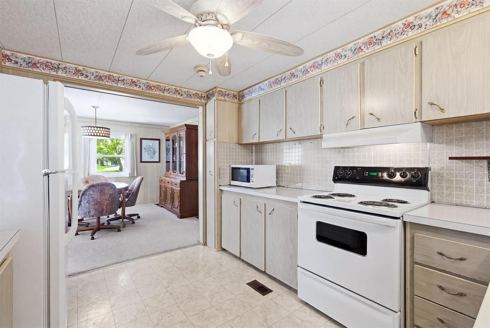 DE SOTO COMMUNITY UNIT ONE - Residential