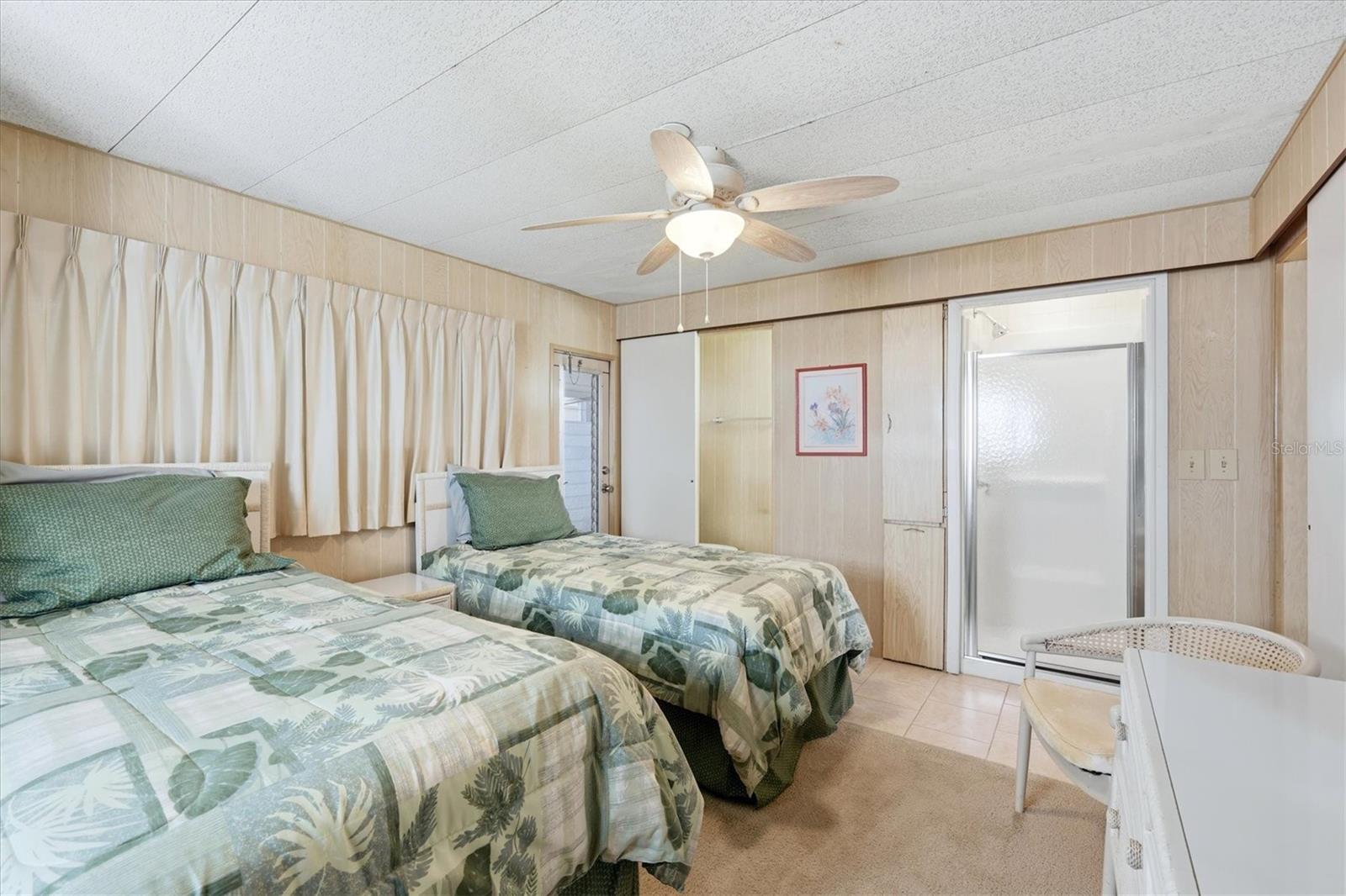 DE SOTO COMMUNITY UNIT ONE - Residential