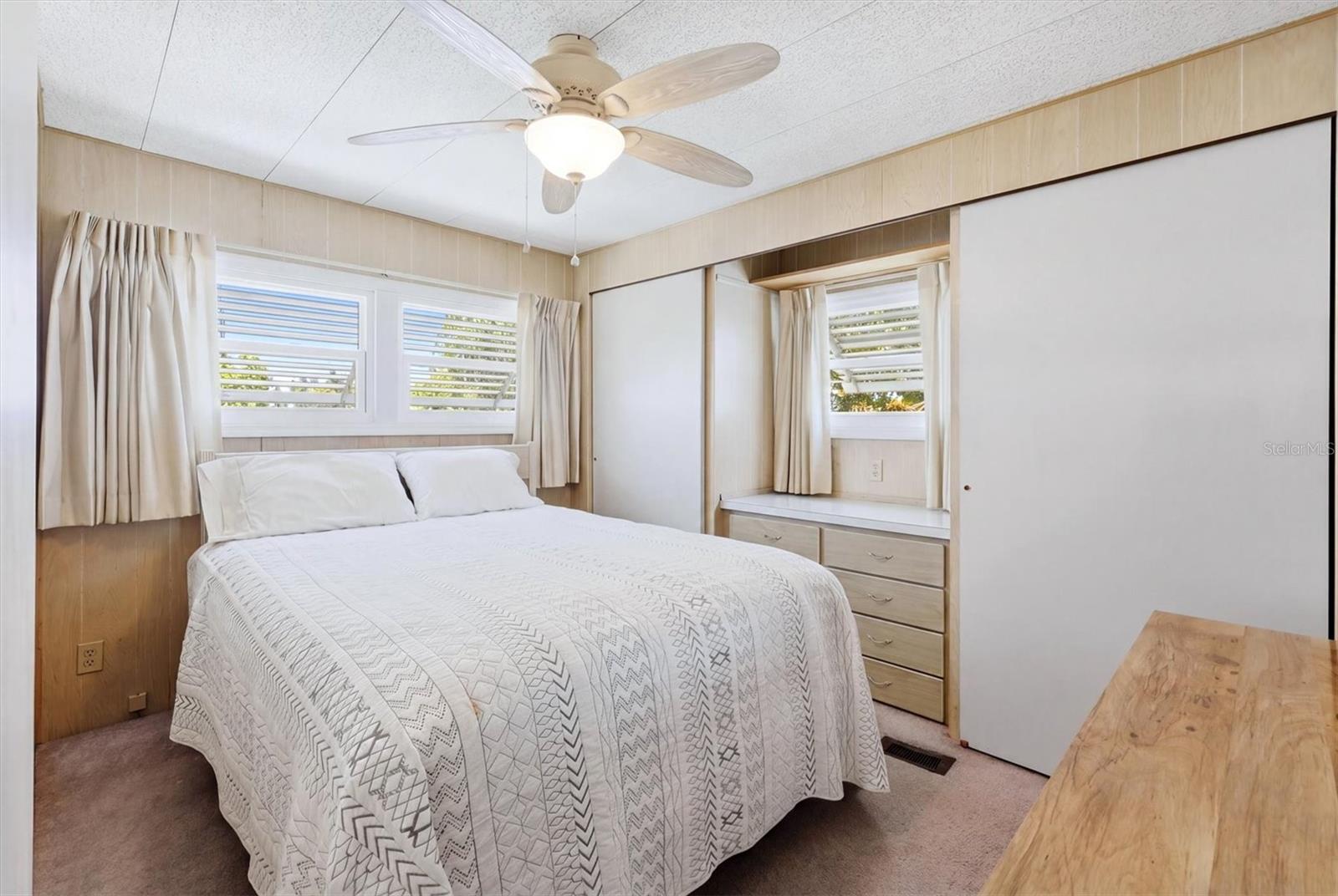 DE SOTO COMMUNITY UNIT ONE - Residential