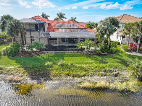 A home in NORTH VENICE