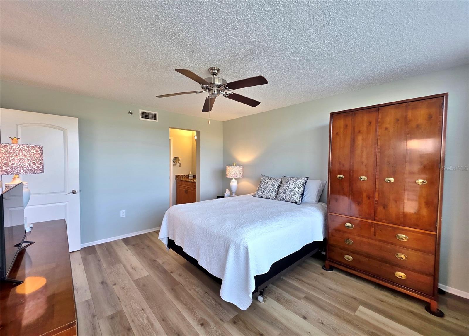 THE GREENS AT PINEBROOK PH 1 & 2 - Residential