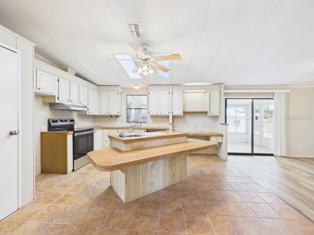 BROOKRIDGE COMM - Residential