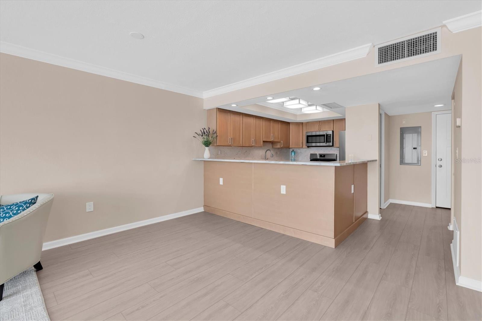 450 TREASURE ISLAND CAUSEWAY 102