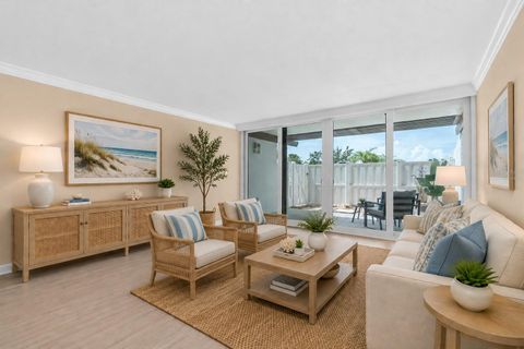 Property photo of 450 Treasure Island Causeway 102, Treasure Island, FL 33706