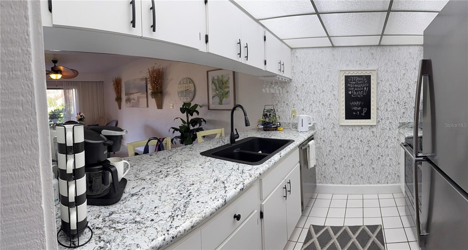 402 CYPRESS DRIVE 402