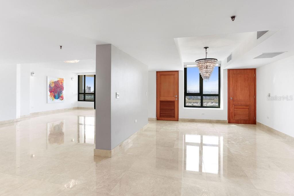 35 MUNOZ RIVERA AVE, CARIBE PLAZA 1103