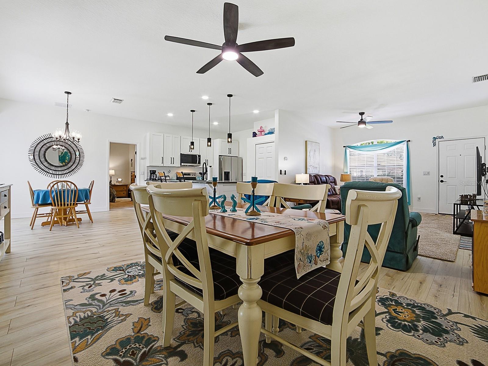 RAVEN GLEN - Residential