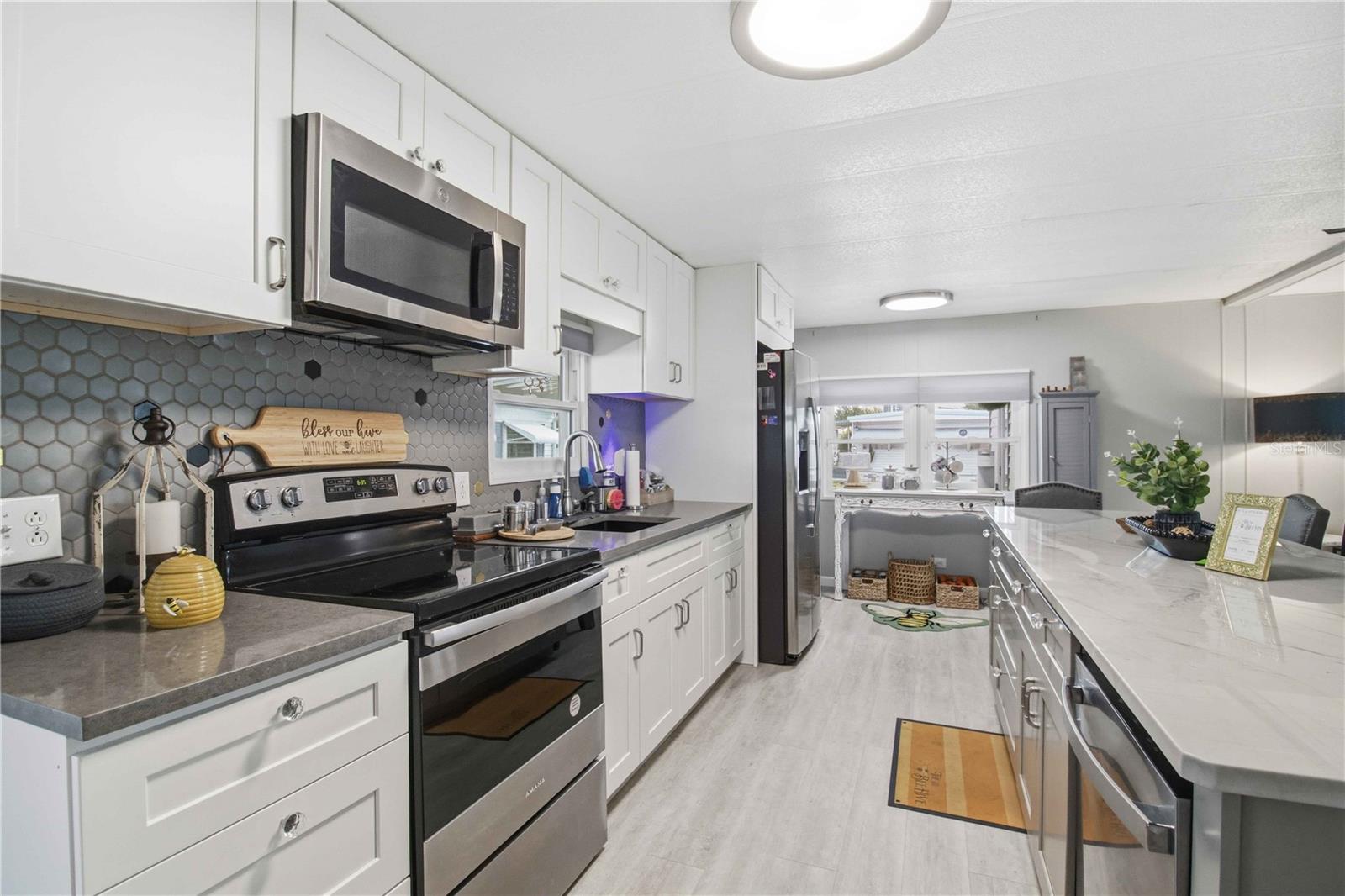 5316 CHATEAU LANE