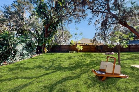 A home in WINTER HAVEN