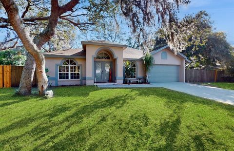 A home in WINTER HAVEN