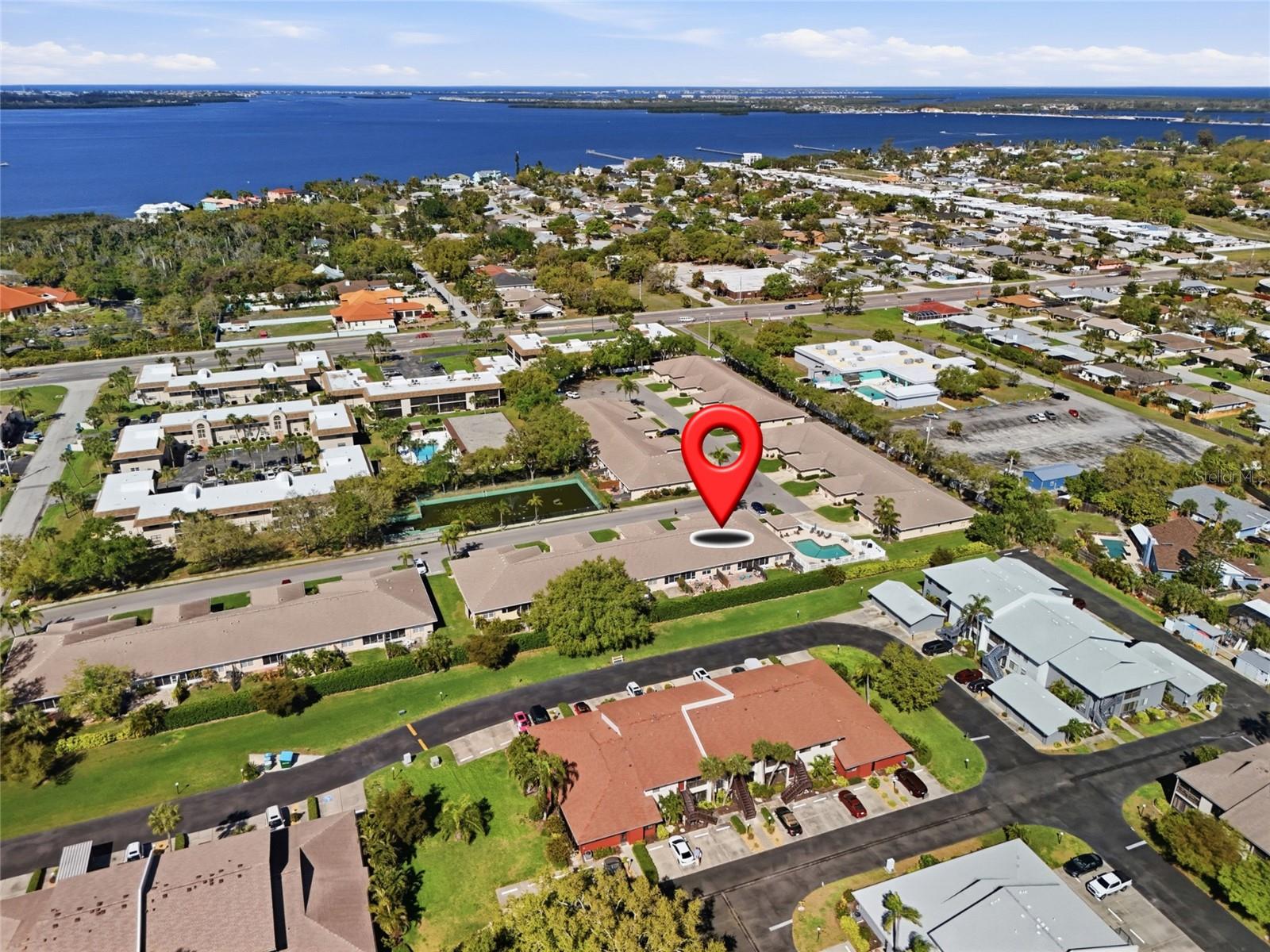 PALM BREEZE VILLAS PH I - Residential