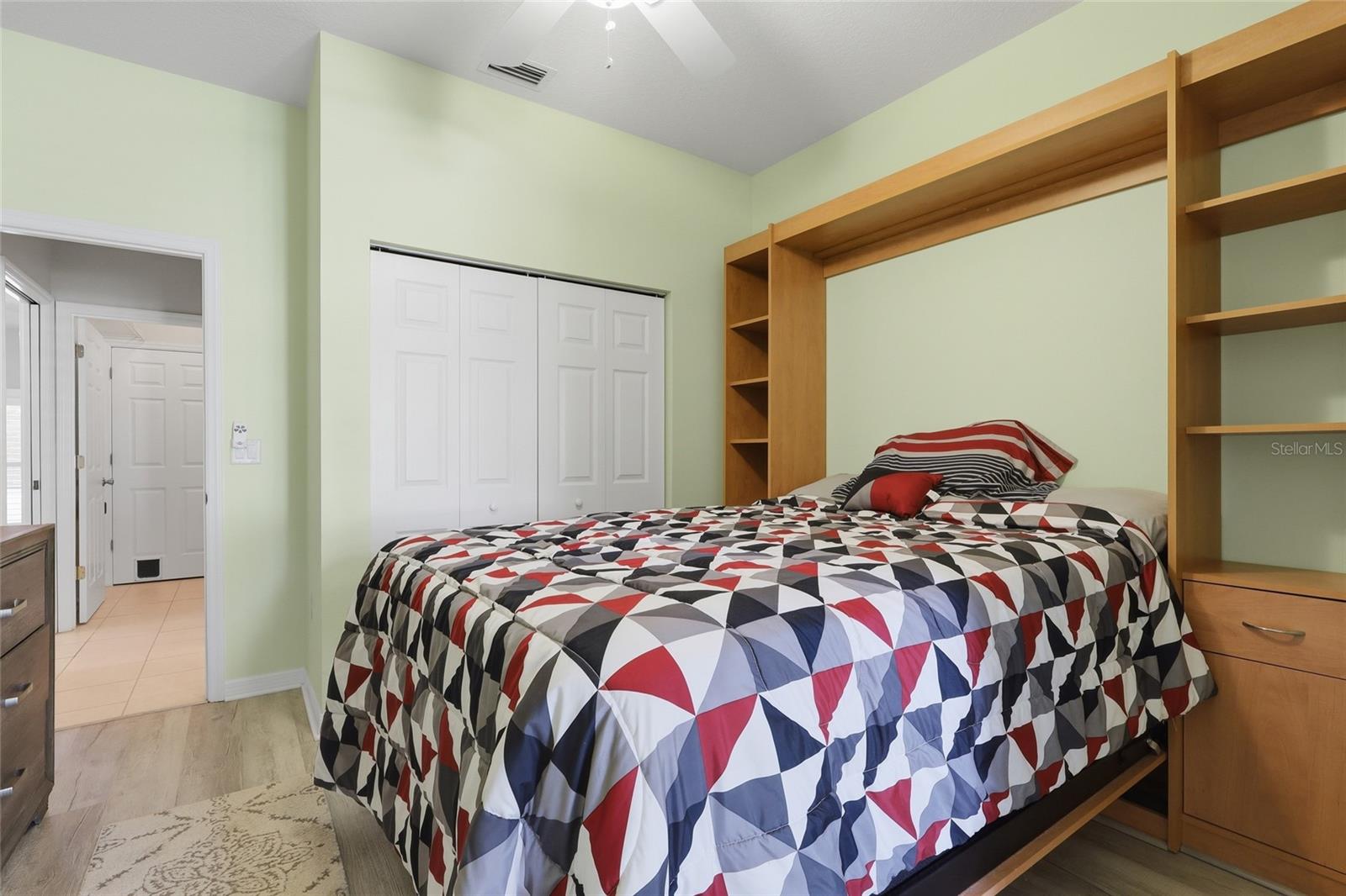 PALM BREEZE VILLAS PH I - Residential