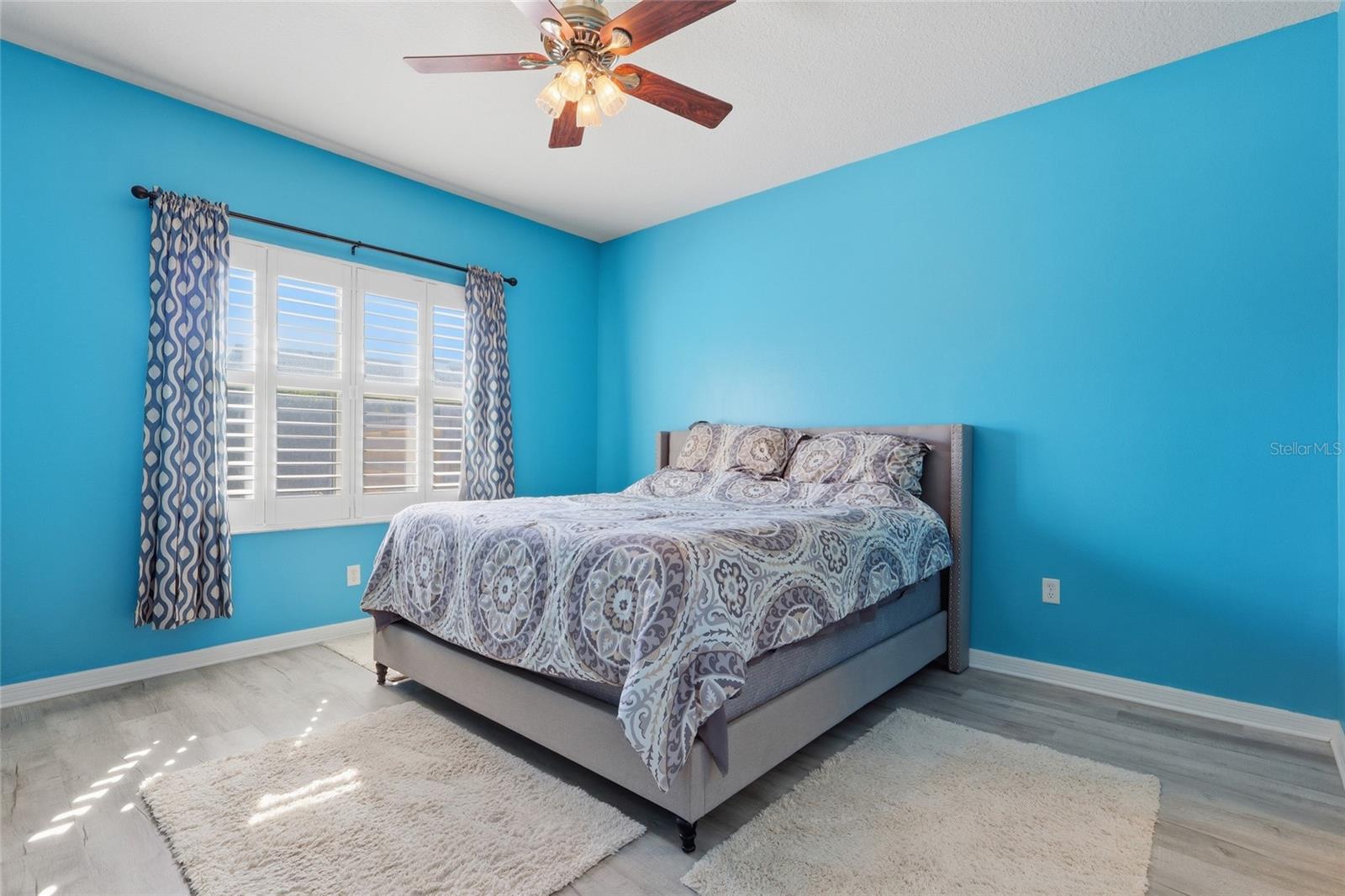 PALM BREEZE VILLAS PH I - Residential