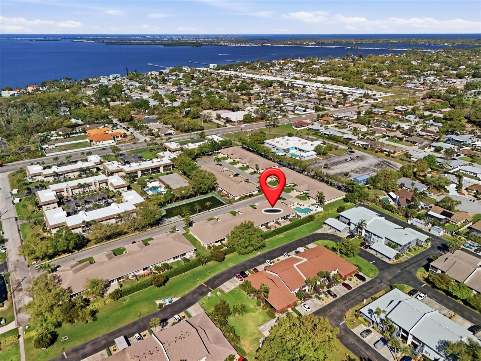 PALM BREEZE VILLAS PH I - Residential