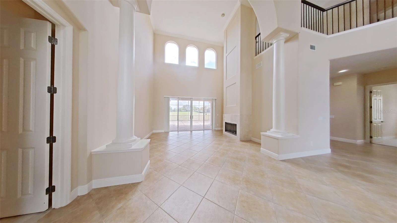 2303 PINEHURST COURT