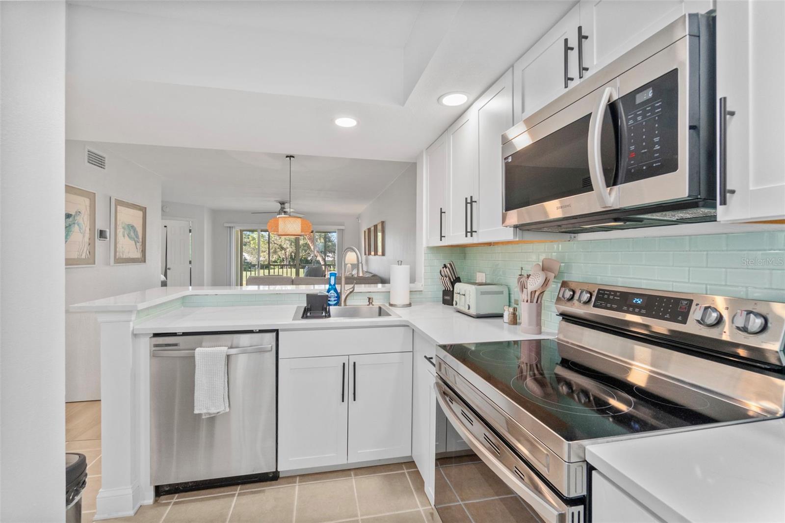 FARMINGTON VISTAS - Residential Lease