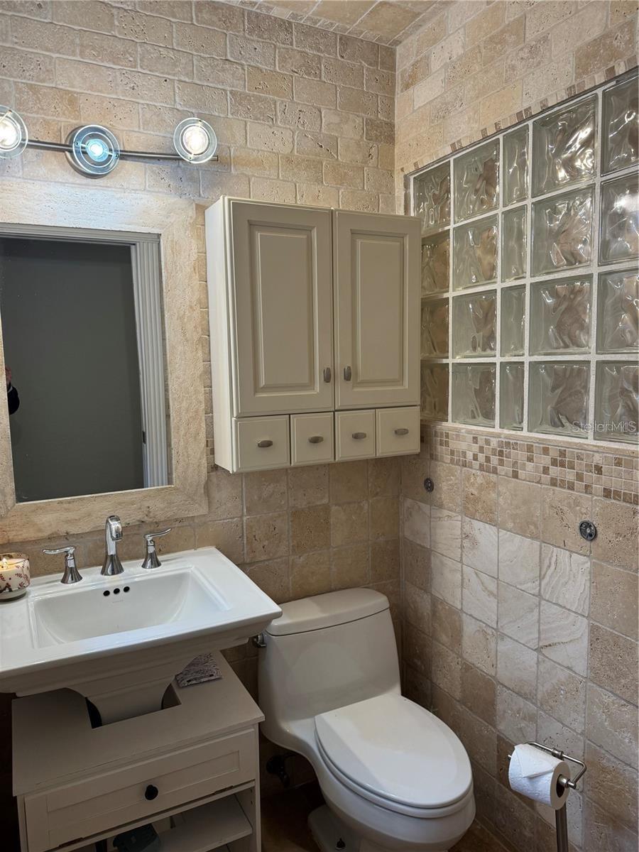 CLEVELAND HEIGHTS - Residential Lease