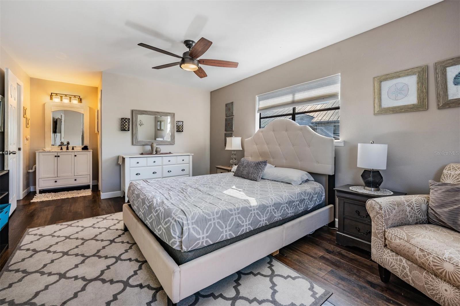 SEA SHELL OF INDIAN SHORES - Residential