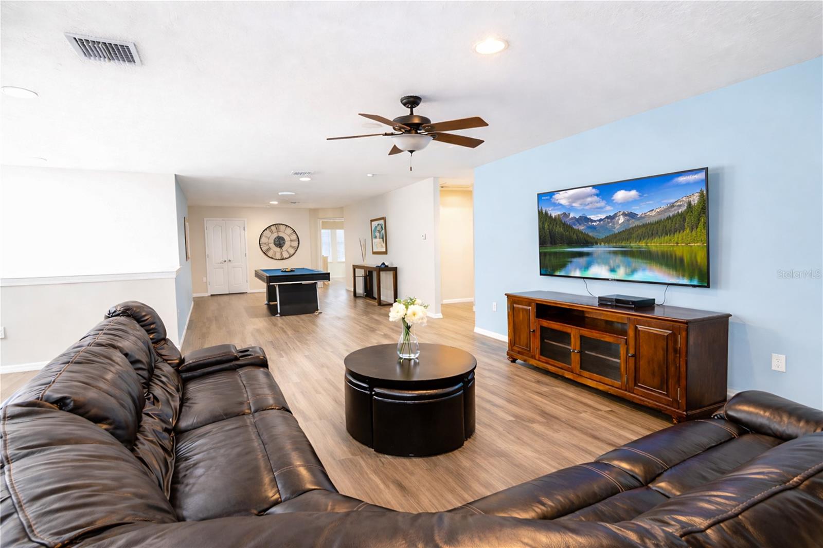 WINDSOR AT WESTSIDE PH 1 - Residential