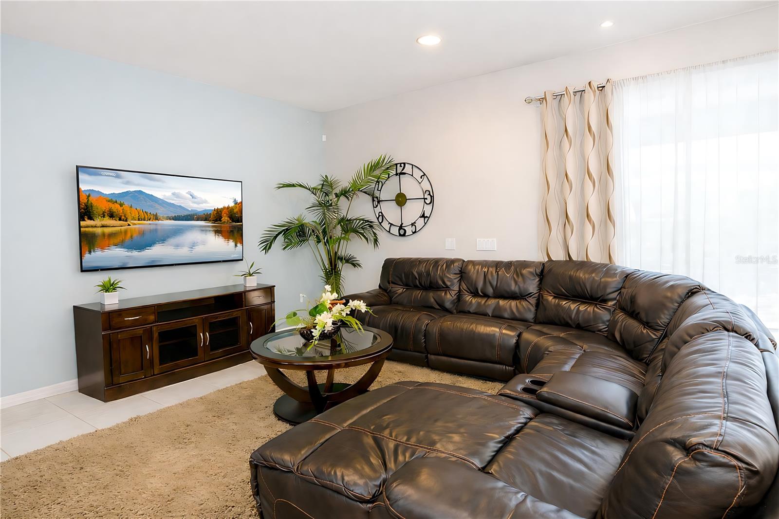 WINDSOR AT WESTSIDE PH 1 - Residential